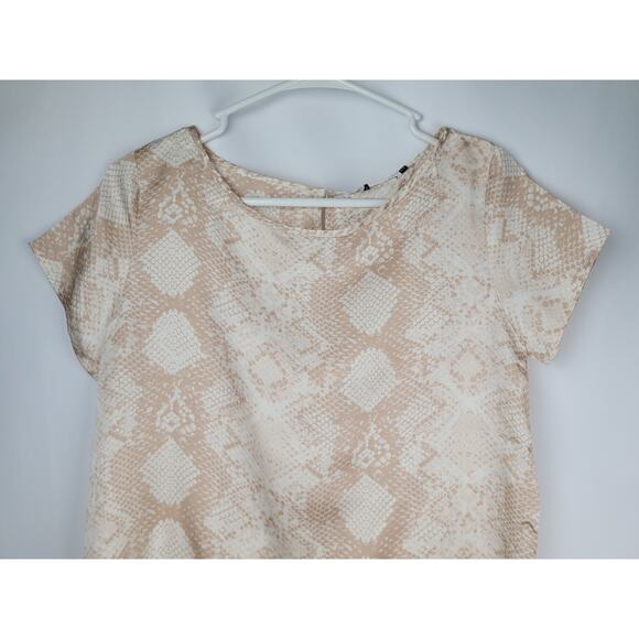 Three Eighty Two Revolve Women's Collette Tee Blouse Jerdon Snakeskin Sz XS - Picture 2 of 9